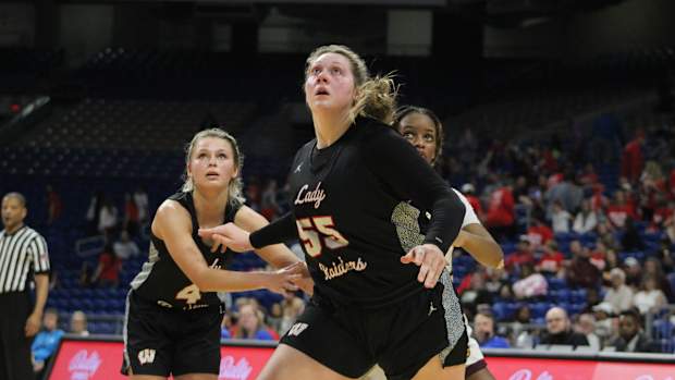 Fairfield Winnsboro Texas girls basketball 3A playoffs UIL state semifinals 030223 Andrew McCulloch 44